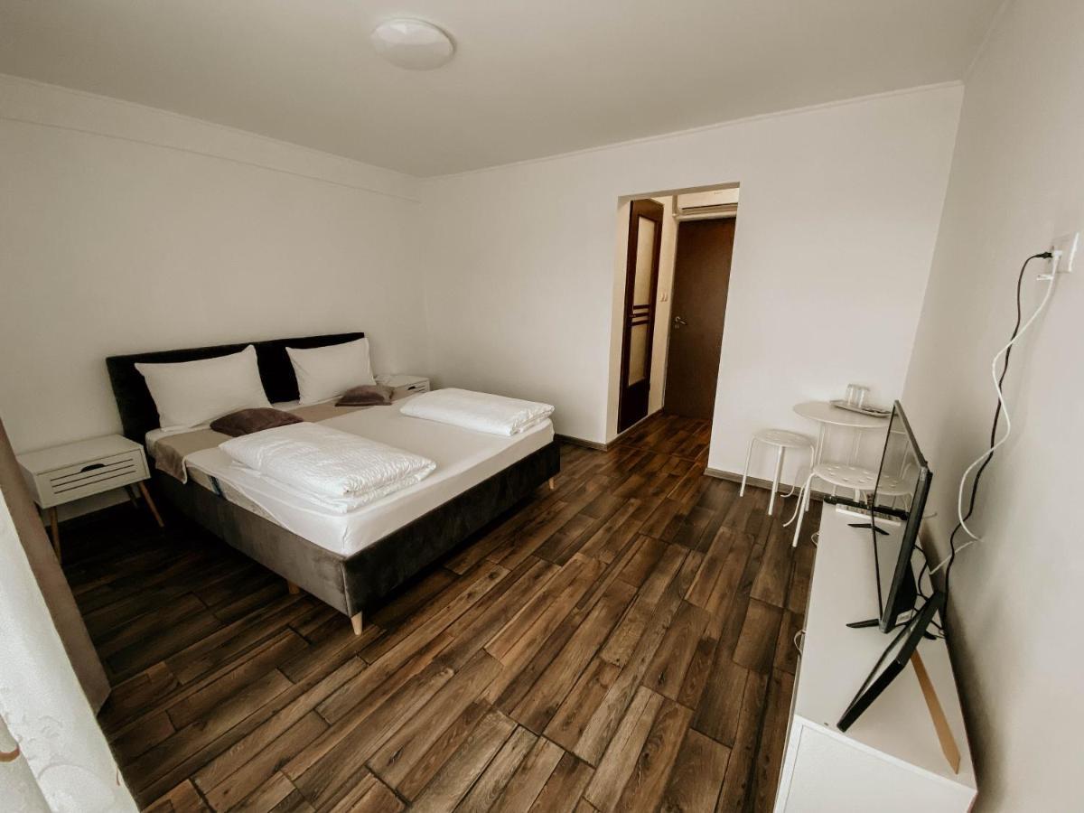 Paulaapartment&Rooms 오라데아 외부 사진